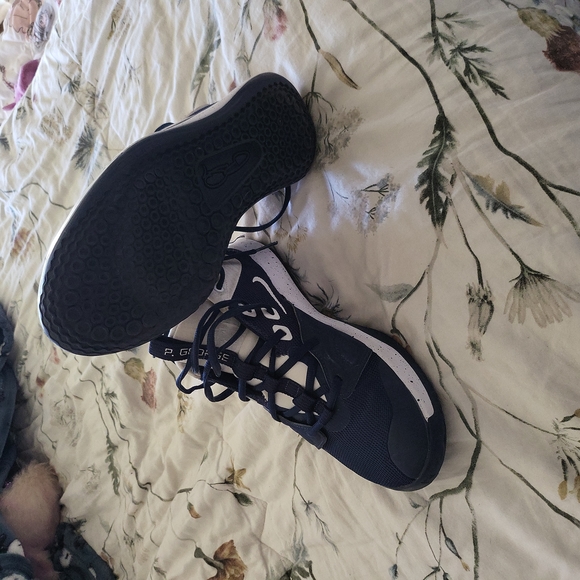 Nike Paul George Basketball Shoes Mens Size 8 v8 Blue And White - Picture 2 of 3